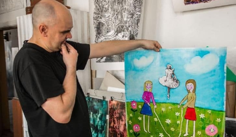 Омский художник создал иллюстрации к книге австрийской писательницы Кристине Нёстлингер