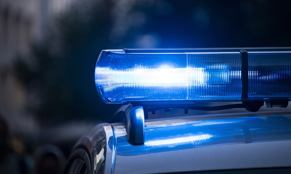 «Дружок, вставай»: пьяная омичка уснула на снегу лицом вниз и чуть не замёрзла насмерть [ВИДЕО]