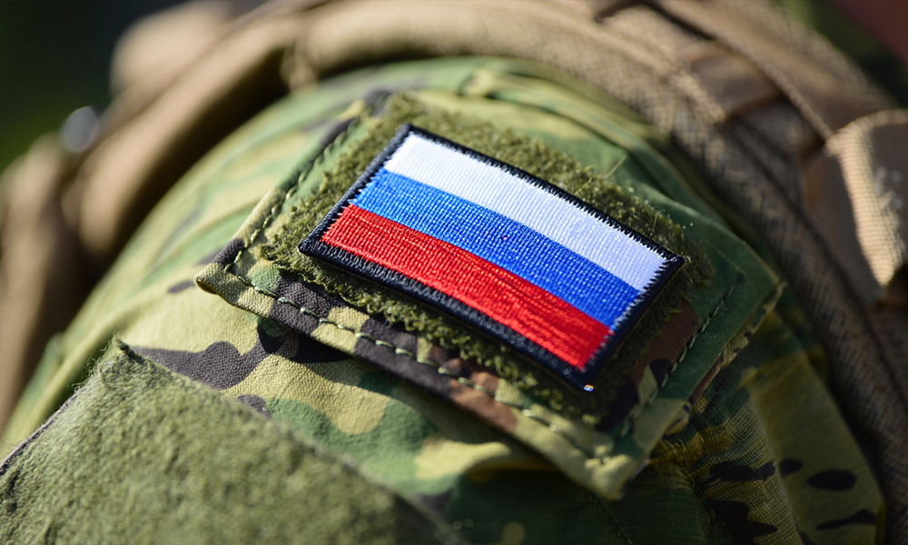 Омские волонтёры отправили гуманитарную помощь бойцам в Стаханов