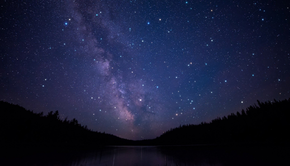 Прикоснуться к звёздам: на ноябрьских выходных омичи могут послушать лекции о космосе и посмотреть в телескоп