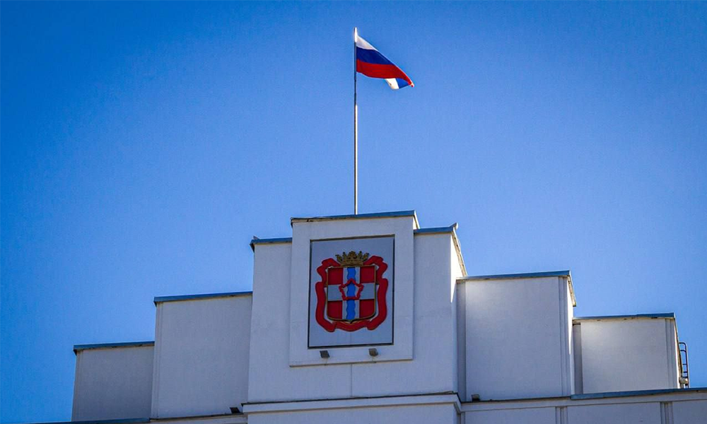 Виталий Хоценко поблагодарил президента РФ за решение включить Омскую область в число регионов с расширенными условиями ипотеки для семей с детьми