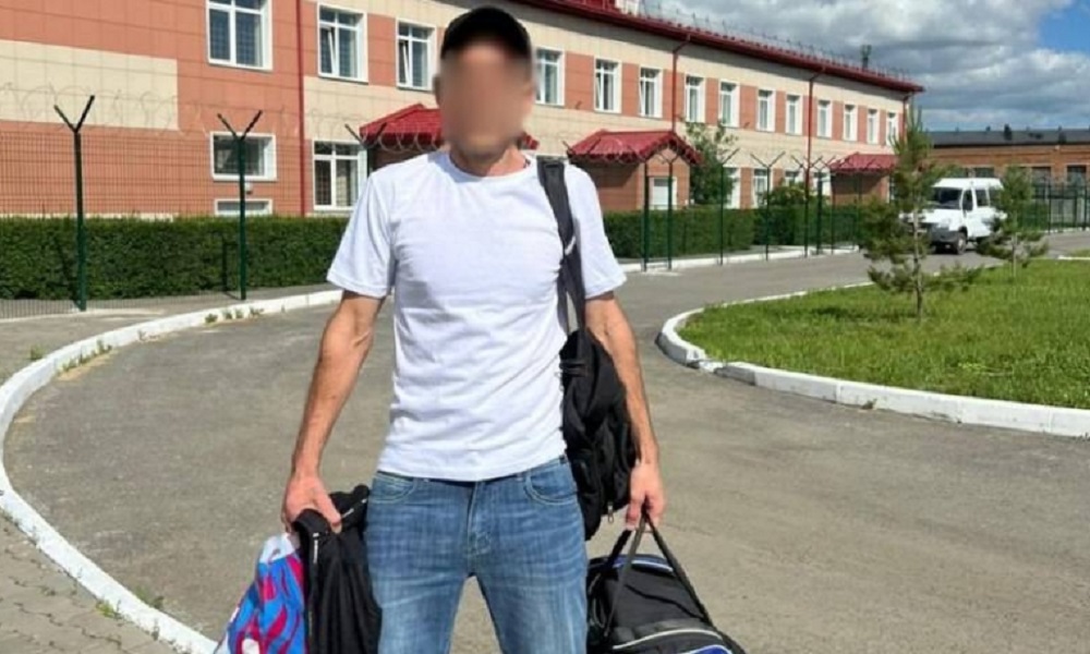 В Омске уроженец Киргизии оформляет гражданство России, чтобы встретиться со своим сыном на СВО