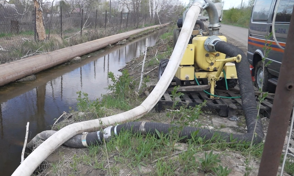 В Осташково проложили почти 18,5 километров водоотводных каналов