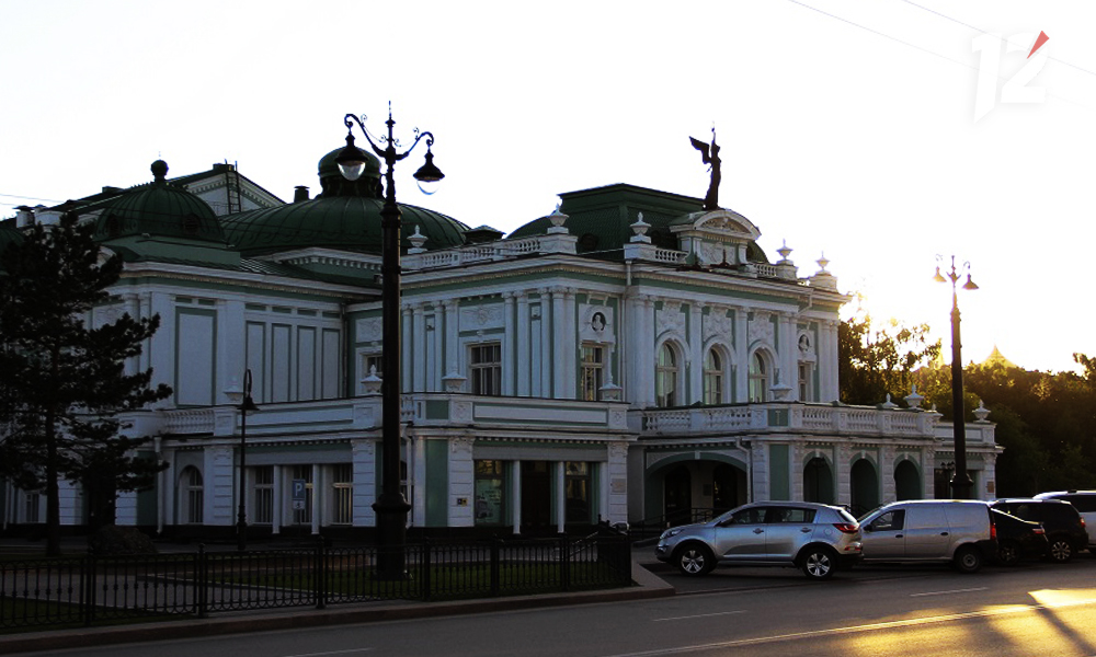 У Омской драмы появится ангар для хранения декораций за 1,4 млн рублей 