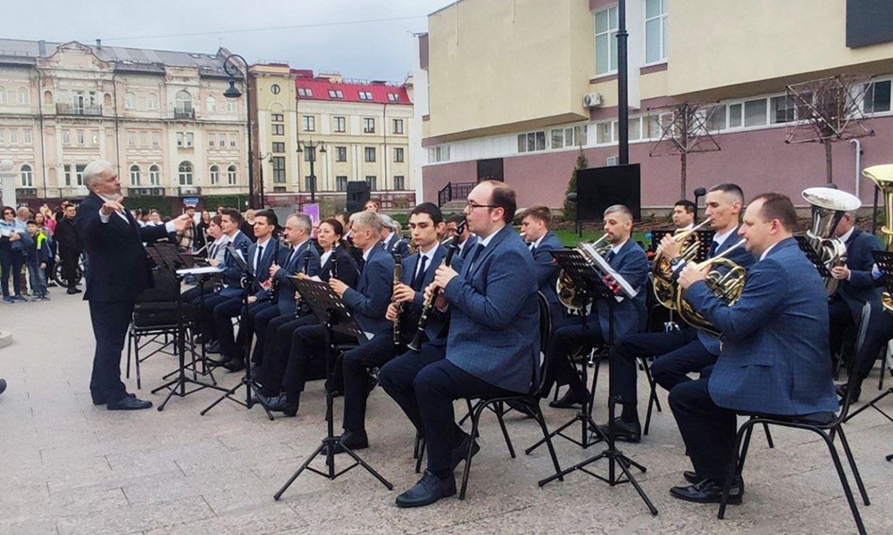 Концерт духового оркестра Омской филармонии отменили в связи с непогодой