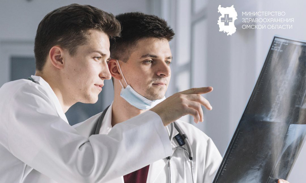 Более 170 будущих врачей проходят стажировку в омских медучреждениях 