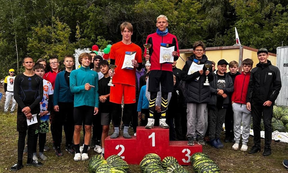 В Омске прошёл Кубок региона по гребле на лодках «Дракон»