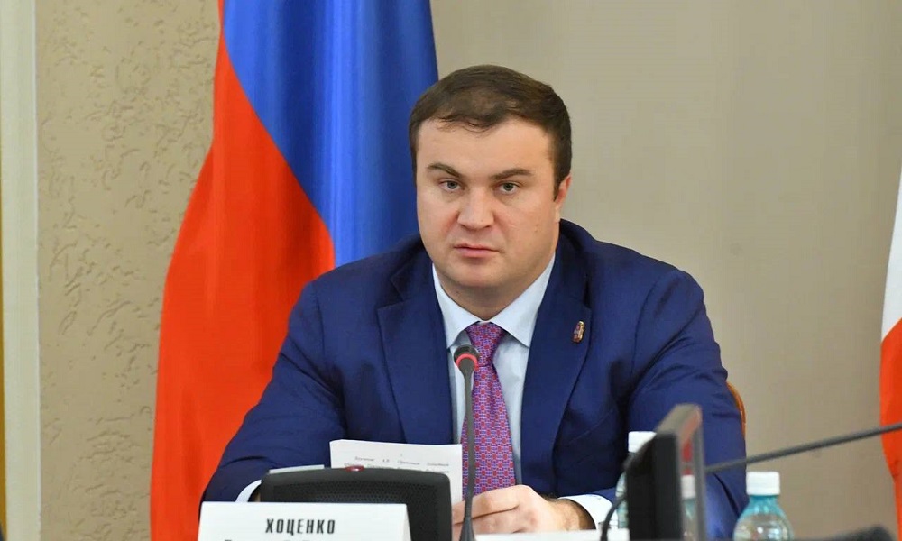 Виталий Хоценко поздравил омичей с грантами Росмолодёжи