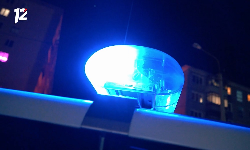 В Омске на улице Химиков столкнулись автомобиль и велосипед