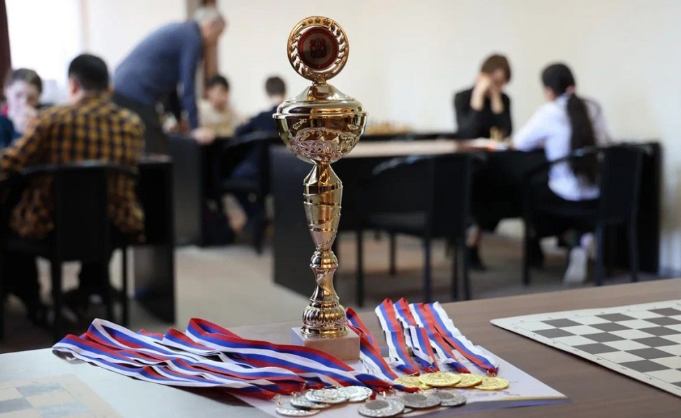 Турнир по шахматам «Белая ладья» состоялся в омском Дворце молодёжи 