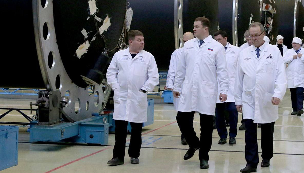 Из Омска на космодром Восточный отправили первую лётную «Ангару»
