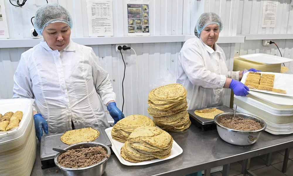 Виталий Хоценко посетил омское предприятие пищевой промышленности