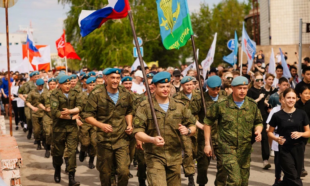 Традиционный «Zабег Победы» собрал более трёх тысяч омичей