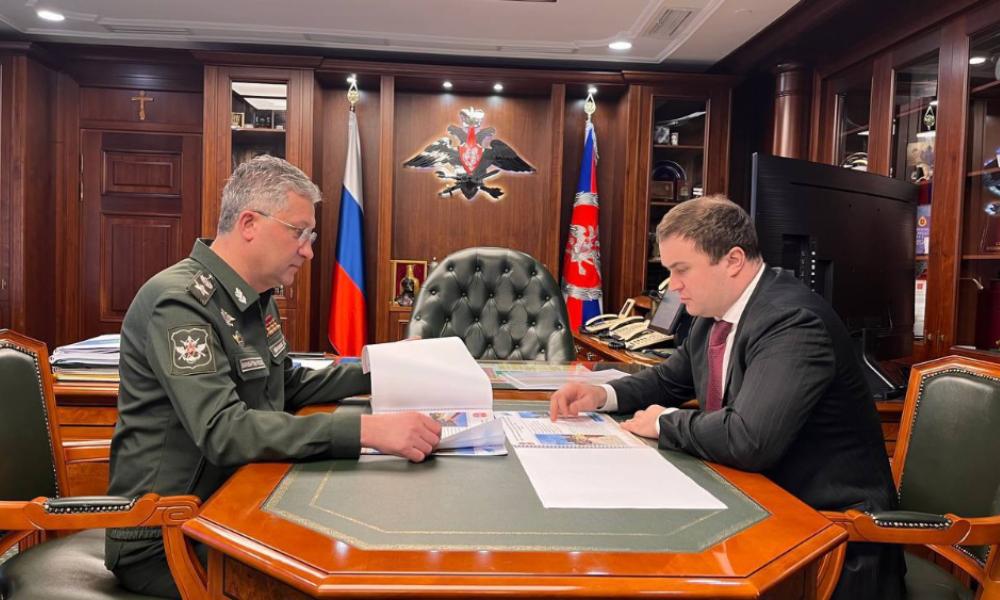 Виталий Хоценко провёл рабочую встречу с заместителем министра обороны России Тимуром Ивановым