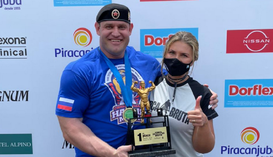 Омский силач Михаил Шивляков победил на турнире Força Bruta в Бразилии 