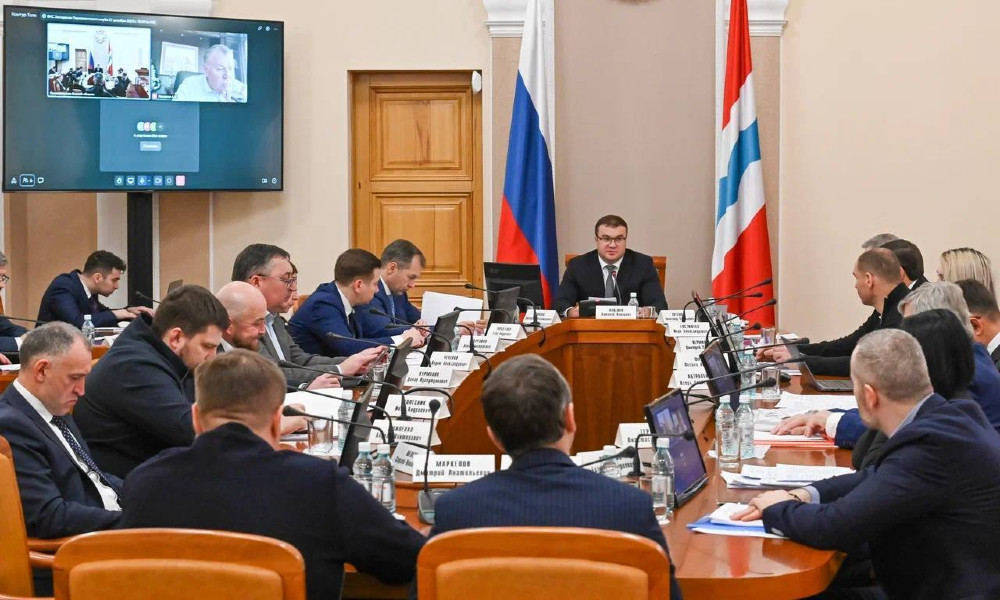 Виталий Хоценко провёл итоговое заседание «Парламентского клуба»