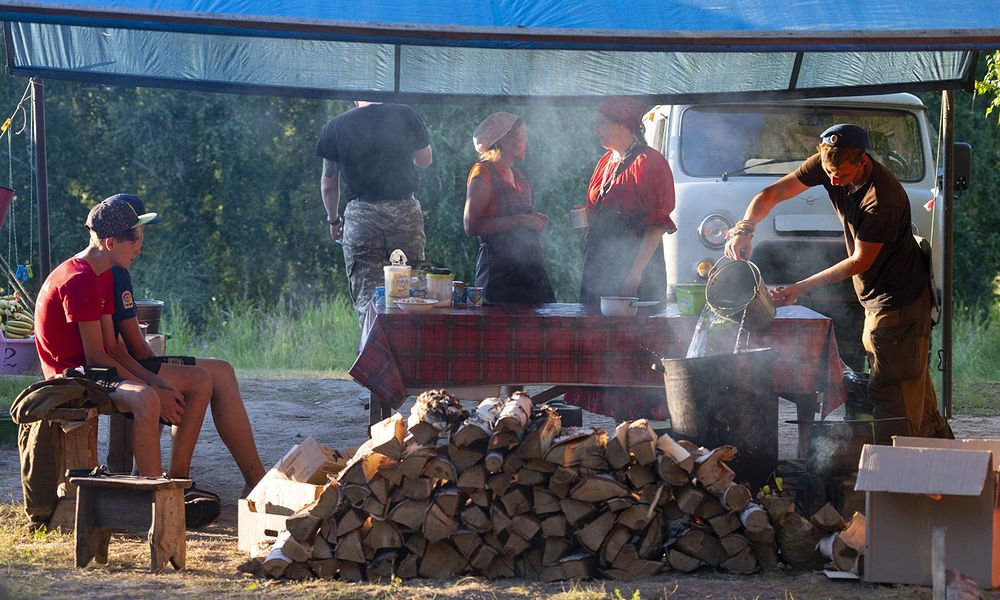 «Богатырская застава» на омских берегах:  как выживают палаточные лагеря в пандемию