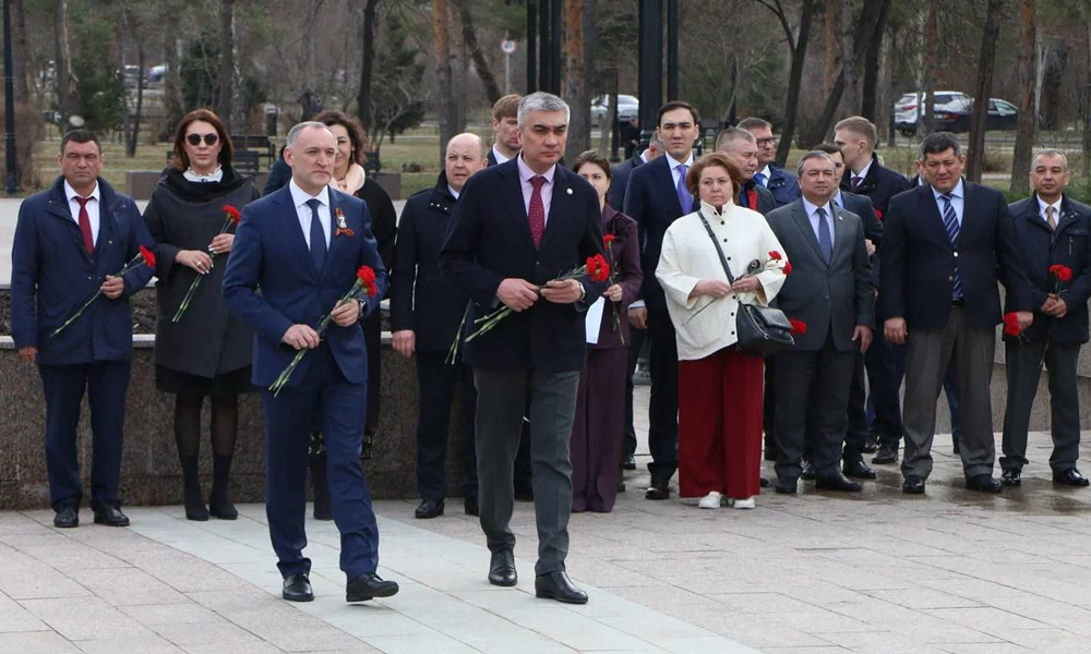 Виталий Хоценко поприветствовал делегацию Республики Узбекистан в Омске