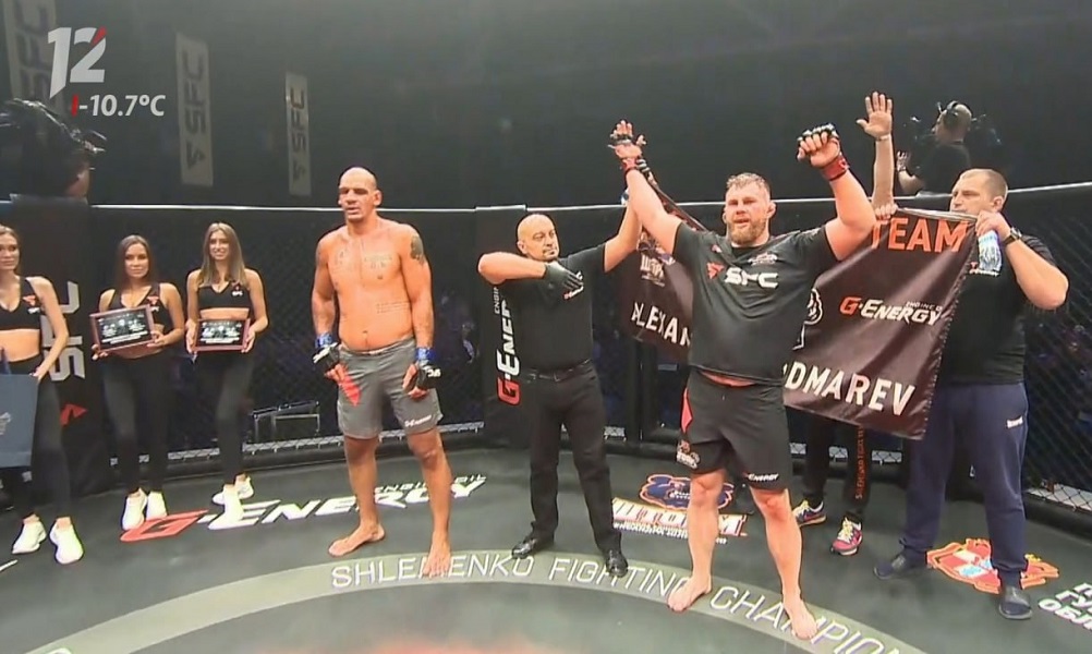 Омский боец Александр Подмарёв победил бразильца Тьяго Кародосо