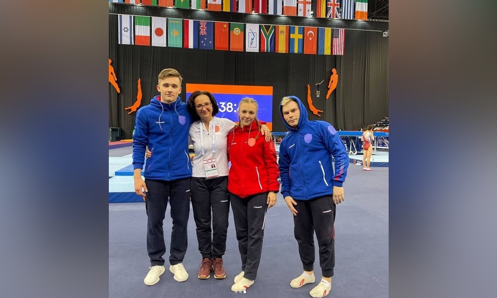 Омич Алексей Светлишников стал чемпионом мира по прыжкам на батуте в Баку