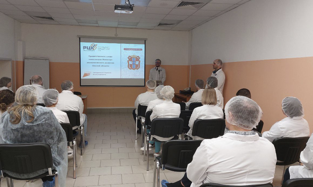 В Омской области в проект «Производительность труда» вошёл первый из разработчиков молочной отрасли