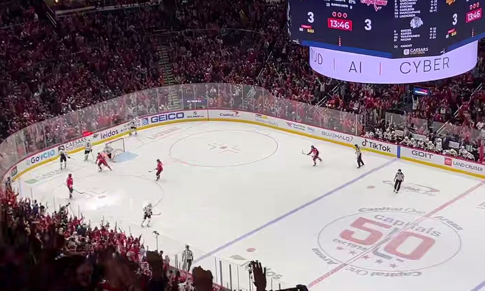 Александр Овечкин повторил рекорд Уэйна Гретцки