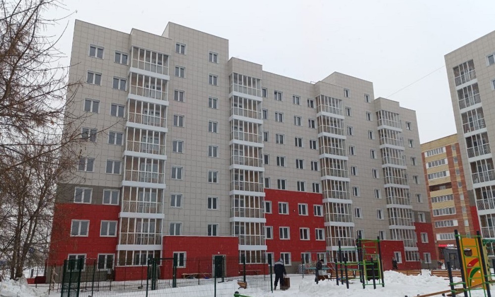 В Кировском округе Омска сдали новый девятиэтажный дом