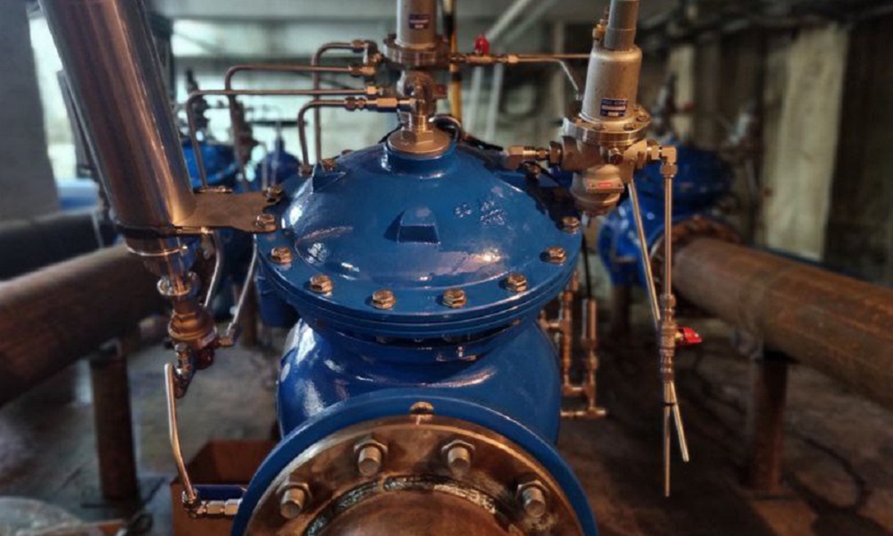 На насосной станции Октябрьской установили новое оборудование