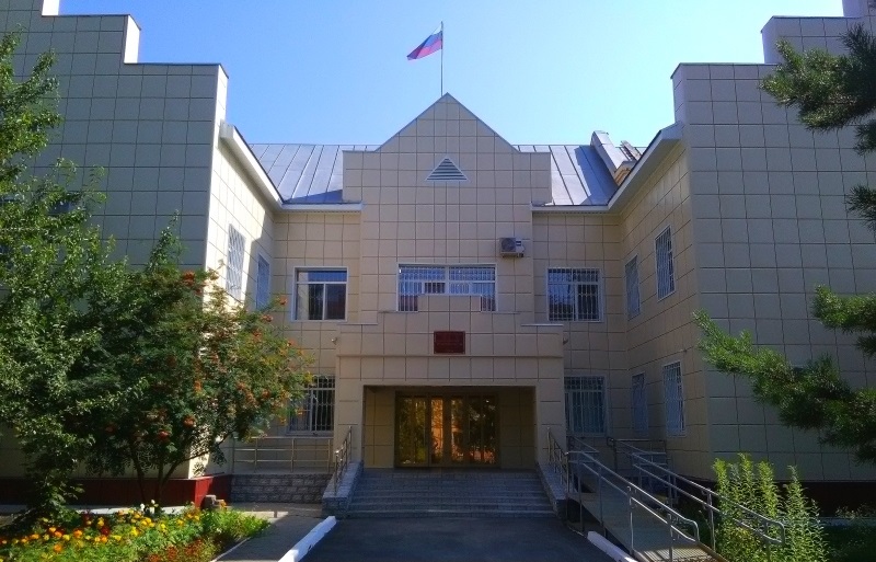 Омича, который пьяным взял в заложники бывшую жену, отправили в СИЗО на 2 месяца