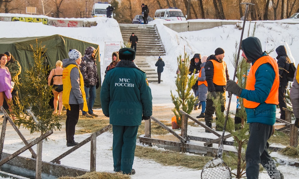 В Омской области в купели окунулись уже две тысячи человек