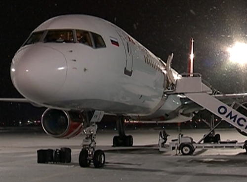 В Омске сократили количество самолётов в Петербург и Новый Уренгой