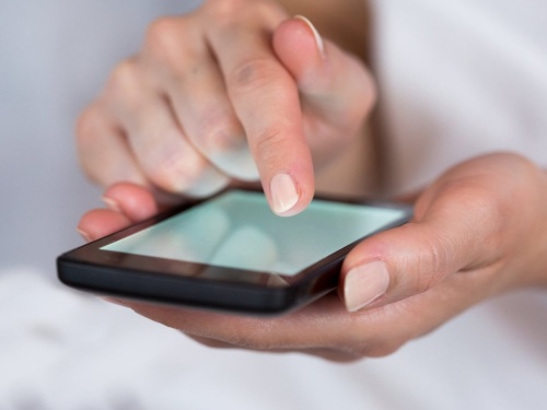 Россияне стали меньше общаться по телефону