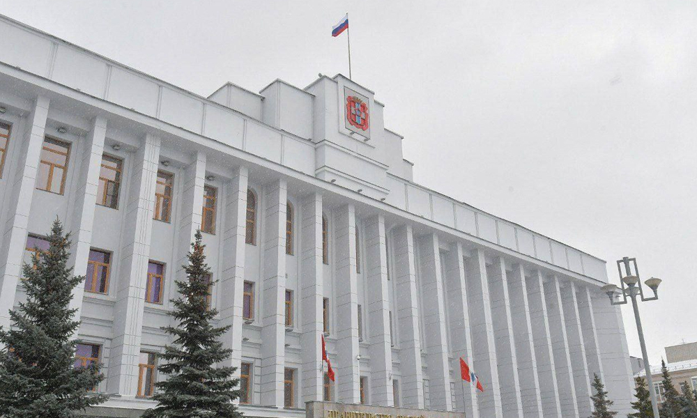 По поручению Виталия Хоценко Омску выделили более 50 миллионов на расселение аварийного жилья