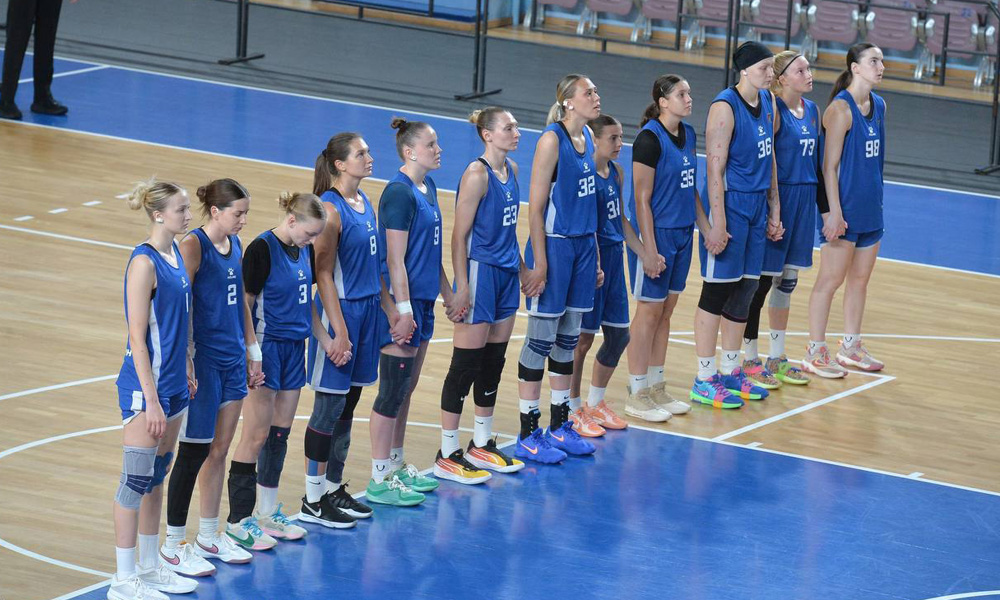 Омский «Нефтяник-Титан» взял серебро «Кубка В.С. Черномырдина»