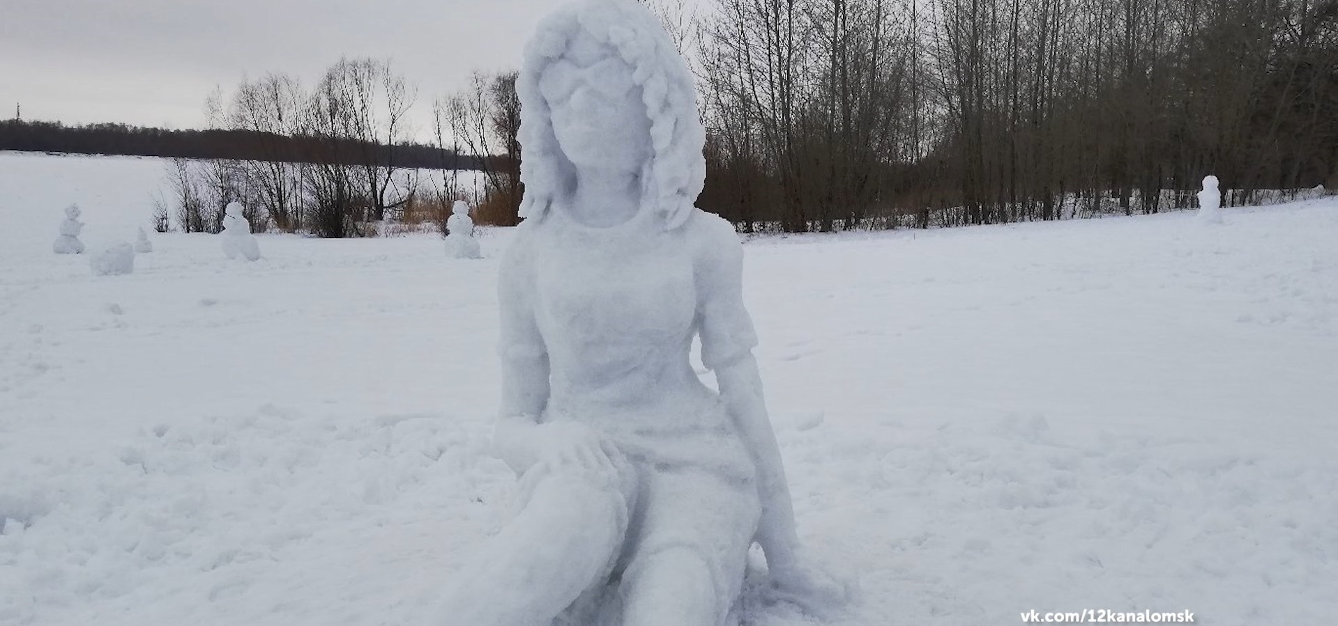 Омичи увлеклись "снежным" творчеством