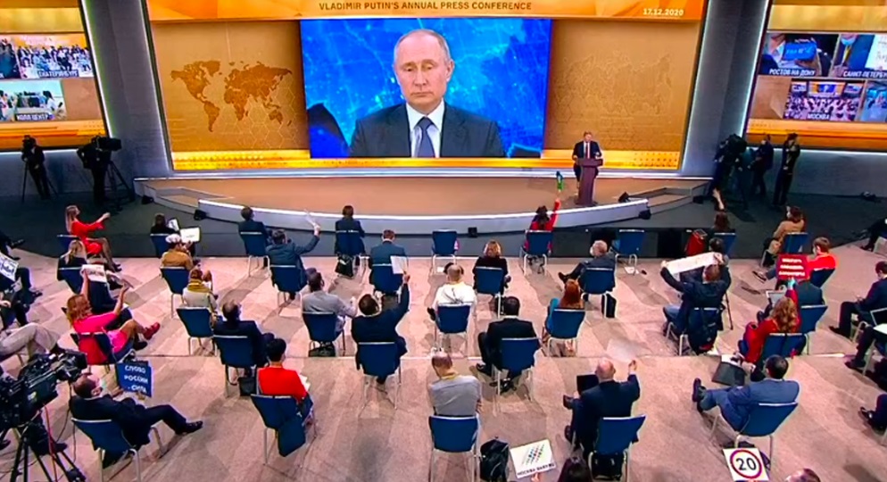 Владимир Путин высказался об индексации работающим пенсионерам