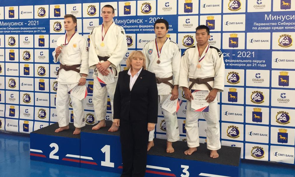 На первенстве Сибири омские дзюдоисты заняли призовые места 
