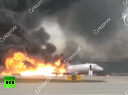 Тело погибшего в загоревшемся самолёте в "Шереметьево" омича до сих пор не вернули родственникам