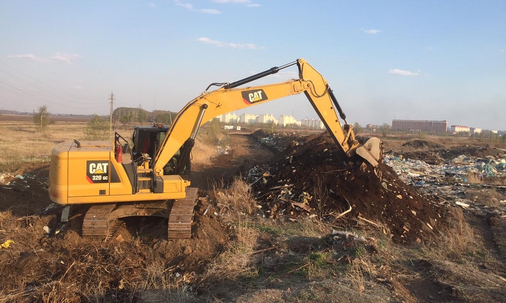 В Центральном округе Омска приступили к ликвидации закрытой свалки за 1,3 млрд рублей