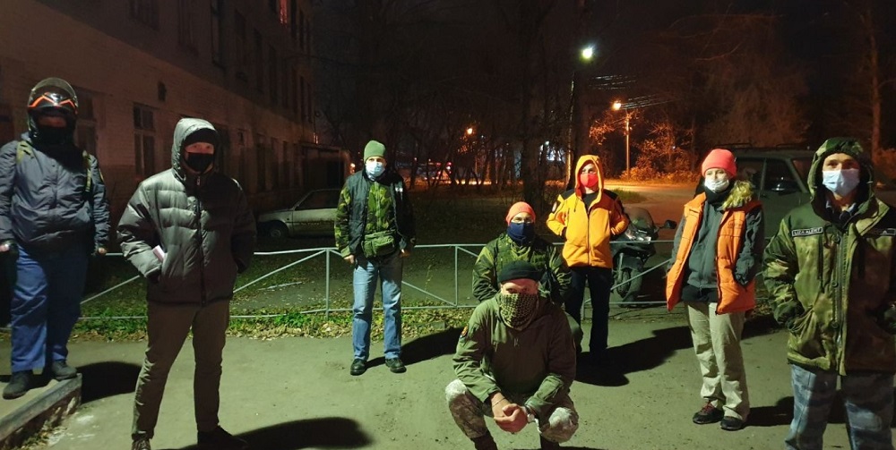 Искали до 4 утра: добровольцы из отряда "Лиза Алерт Омск" вернули домой пропавшую бабушку