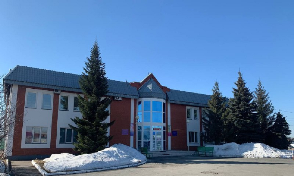 В Омске продолжается ремонт помещений в здании детской школы искусств № 5