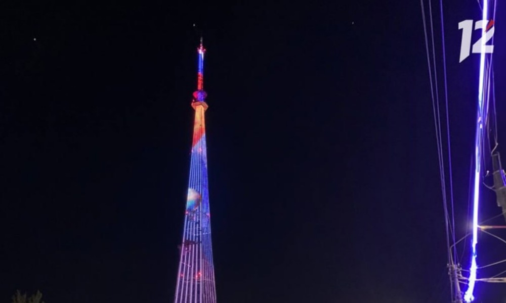 На омской телебашне включат праздничную подсветку в честь Дня защитника Отечества