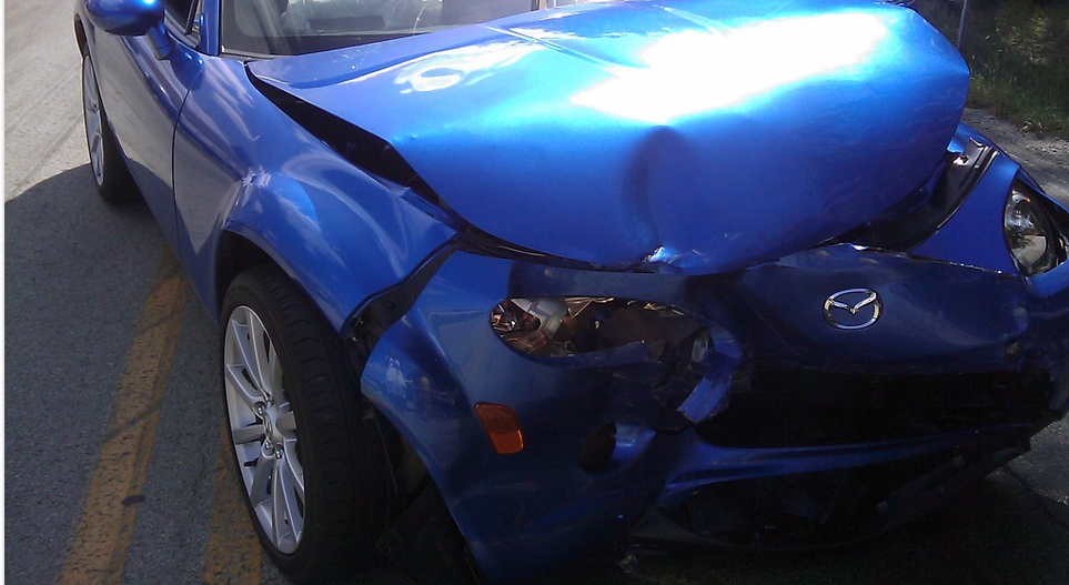 Омские аферисты получили 9 млн рублей, инсценируя ДТП