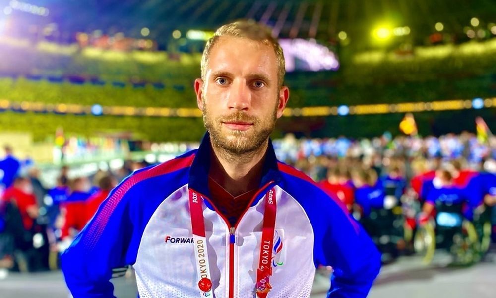 Омский легкоатлет стал серебряным призёром Паралимпийских игр