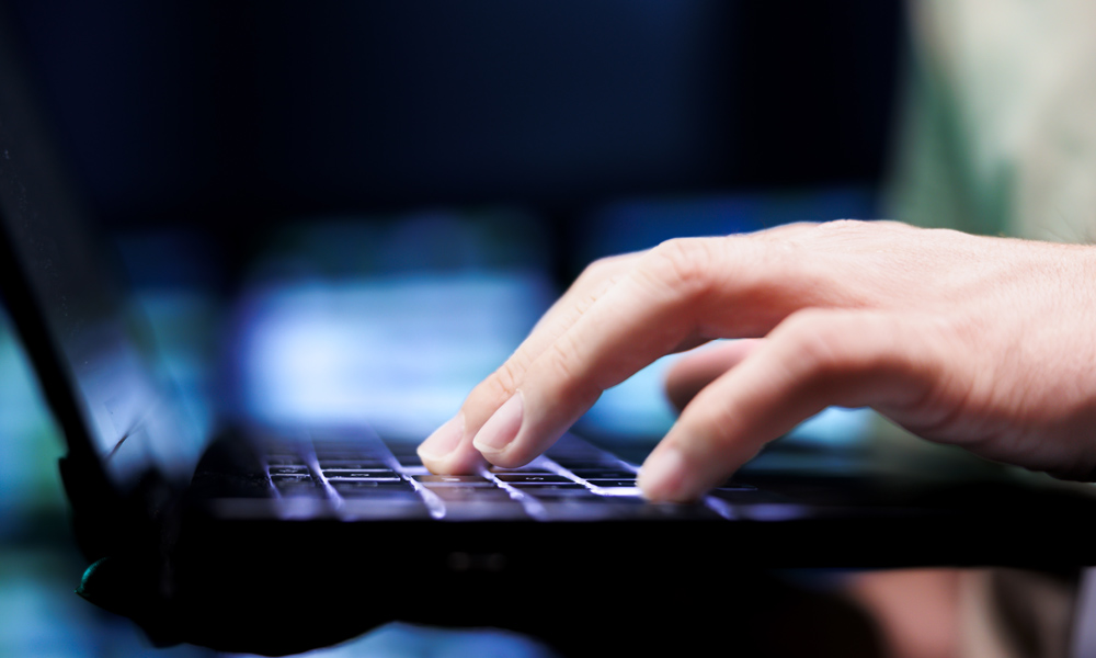 Психологи будут мониторить странички омских школьников в социальных сетях