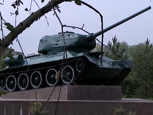 В Омске собираются установить два танка Т-80