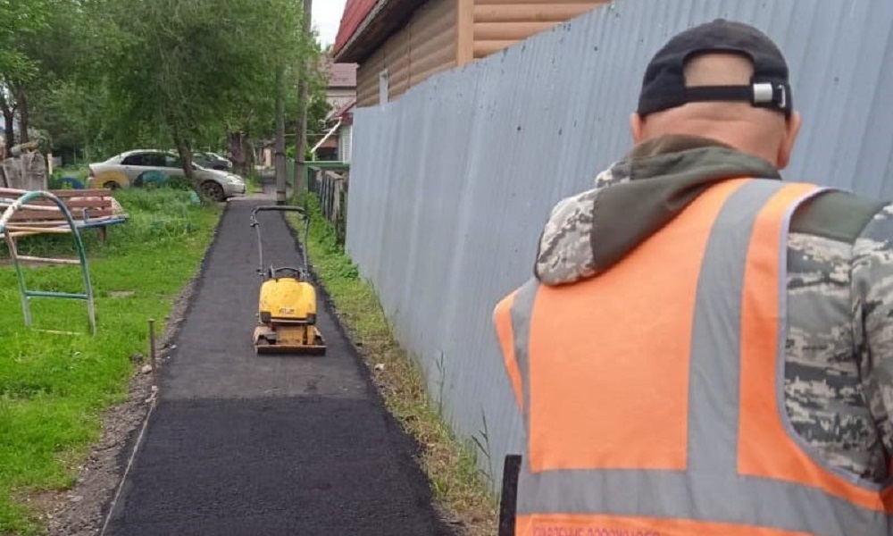 В Омске утроят финансирование ремонта тротуаров