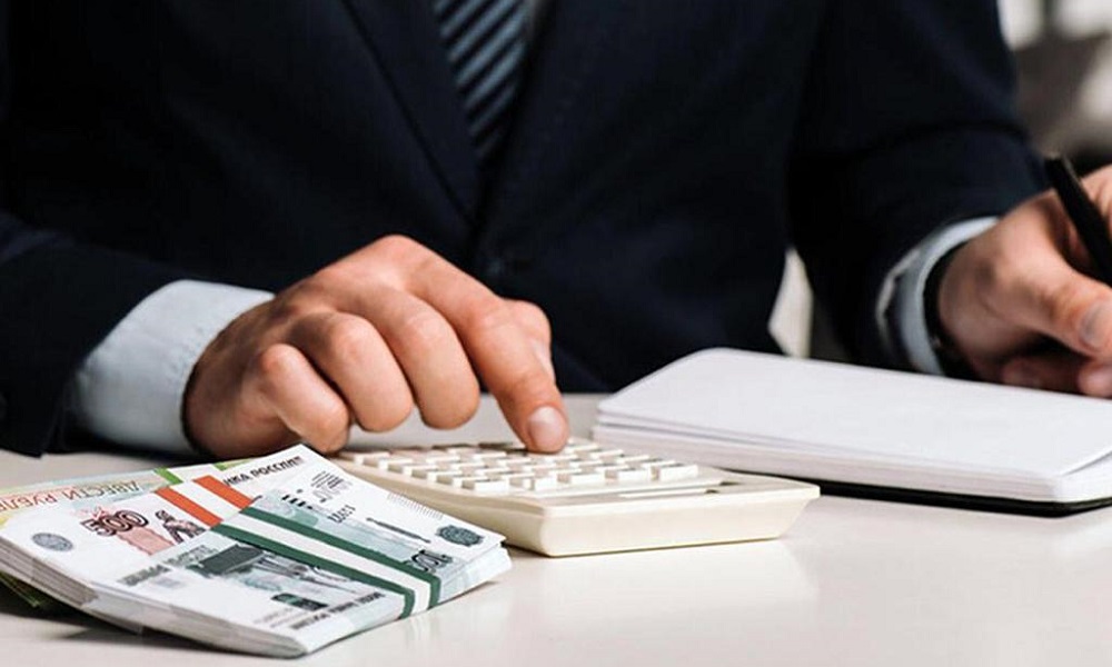 В Омской области назвали стоимость трудового патента для иностранных граждан в 2023 году