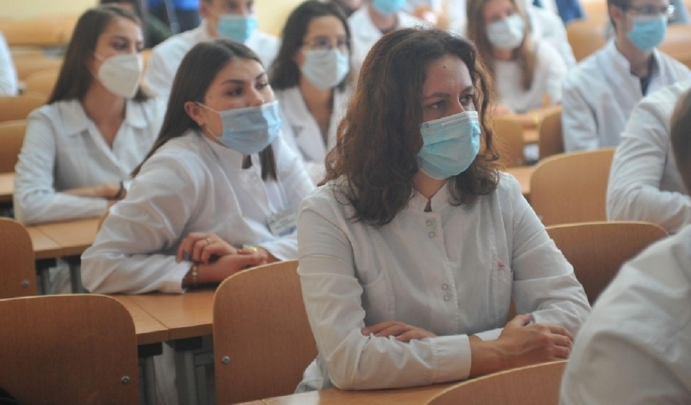 В Омскую область вернутся 4,5 тысячи иностранных студентов 