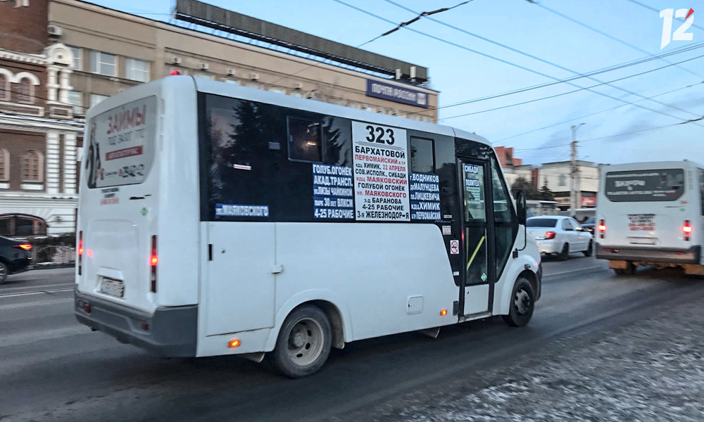 В Омске снова планируют изменить цены на проезд в маршрутках
